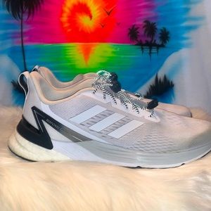 ADIDAS BOOST SIZE 12